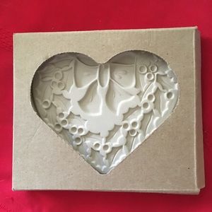 NWT 2003 Pampered Chef Winter Wreath Cookie Stone